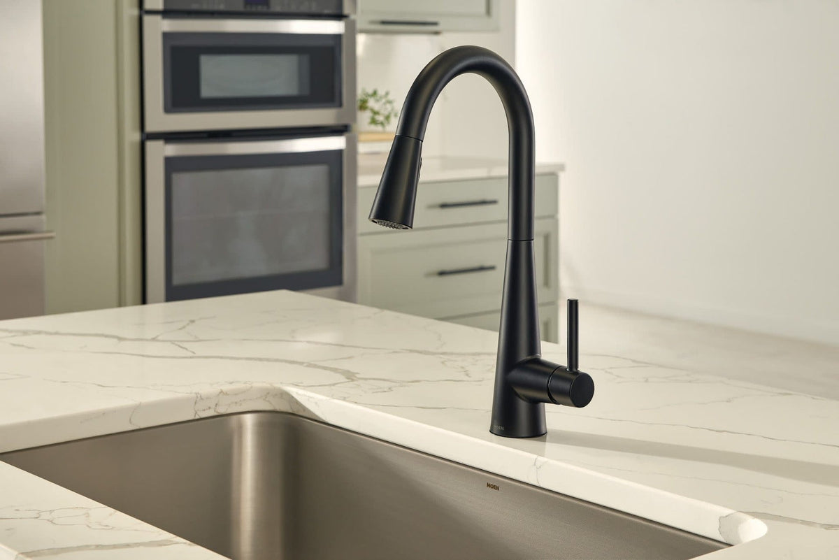 Sleek Single Handle High Arc Pull Down Sprayer Kitchen Faucet with Power Boost, Matte Black X8Q7 - product image 3