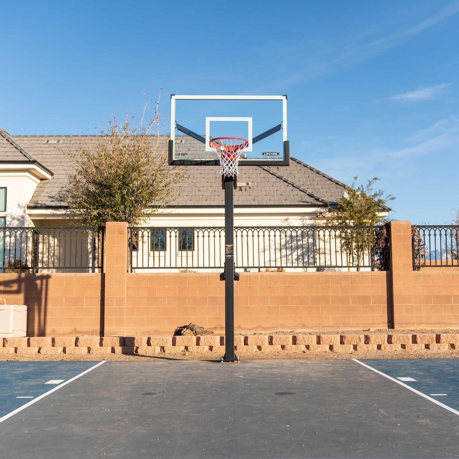Mommoth Bolt Down Basketball Hoop with 60-in Tempered Glass N3W9 - product image 6