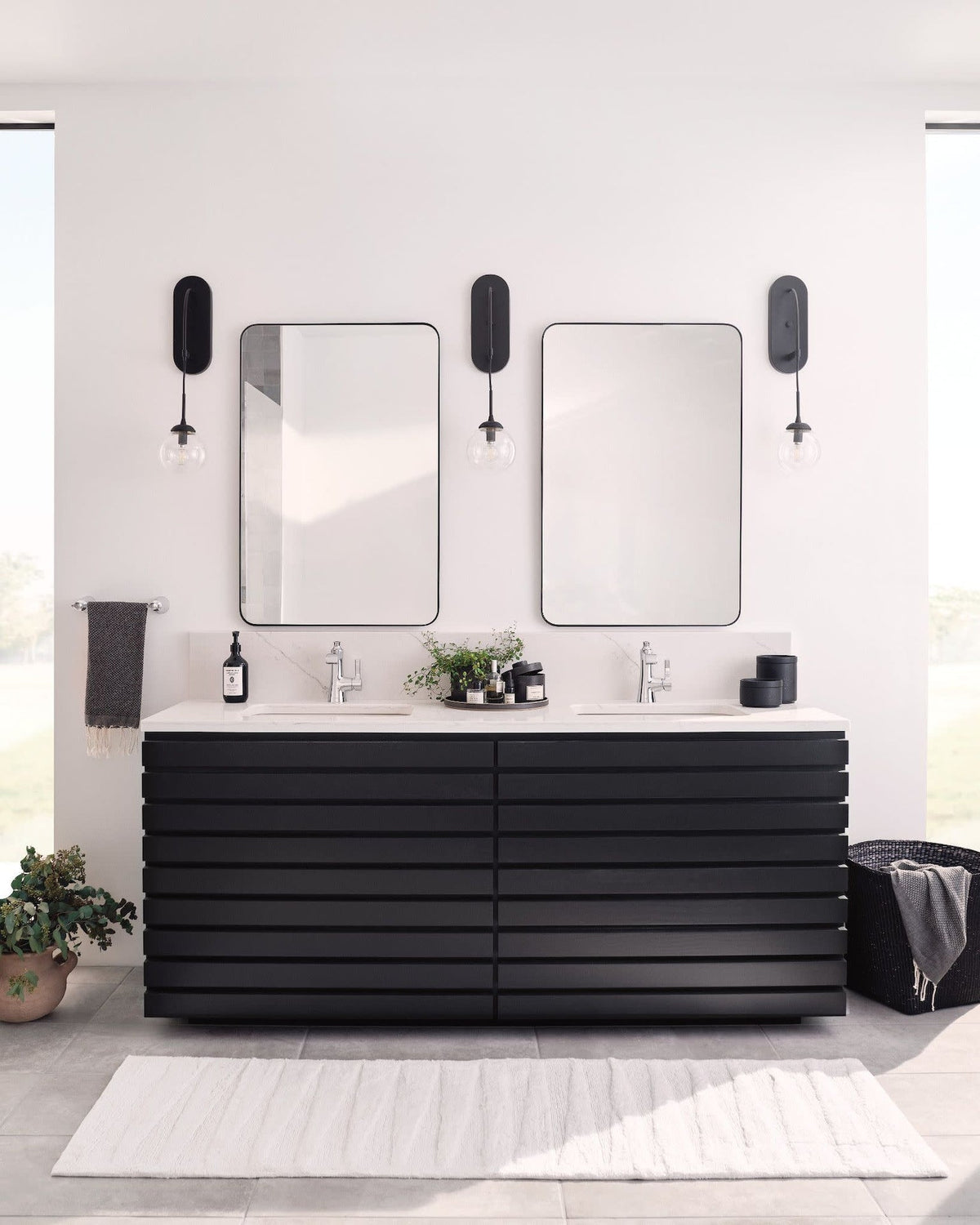 Flara Single Handle Single Hole Bathroom Sink Faucet, Chrome D1G5 - product image 5