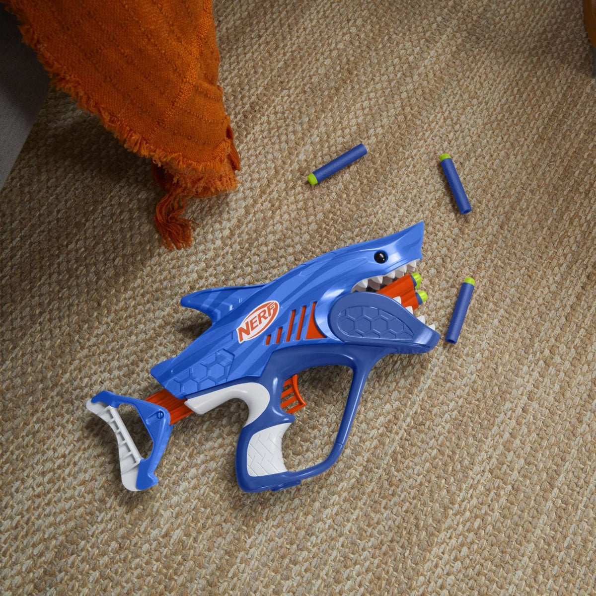 Junior Wild Sharkfire, Easy Play Dart Blaster, 8 Elite Darts, Ages 6 & Up F9I5 - product image 2