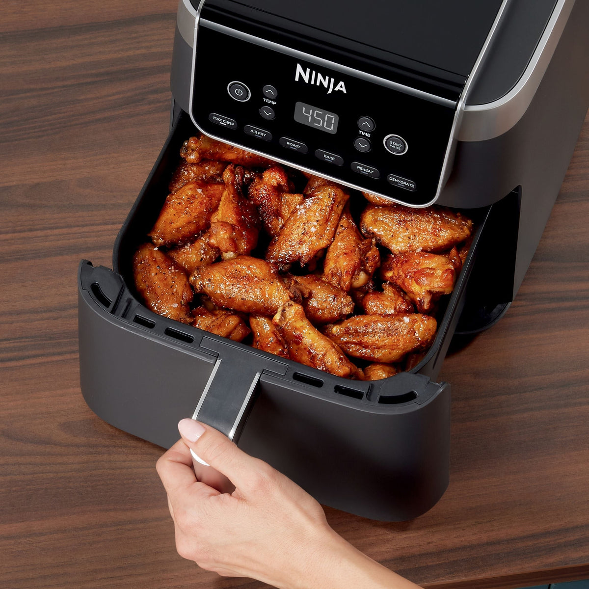 Pro XL 6-in-1 Air Fryer with Non-Stick Basket & Recipe Book, 6.5-qt M3K0 - product image 7
